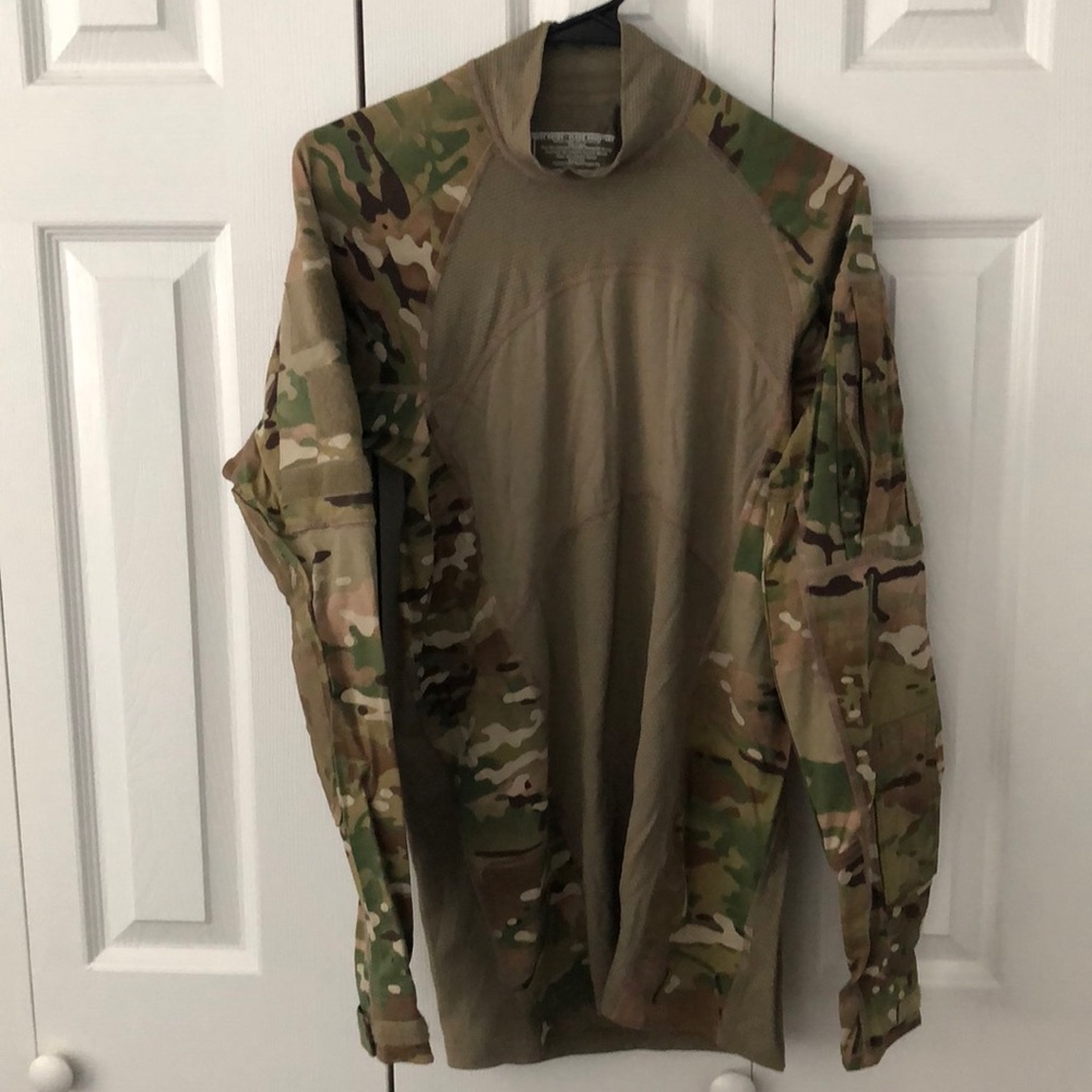 Pre-Owned Official Army Combat Shirt - Flame Resistant Size Small